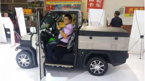 2016山東新能源汽車(chē)展開(kāi)幕(圖3) 2016山東新能源汽車(chē)展開(kāi)幕(圖3)