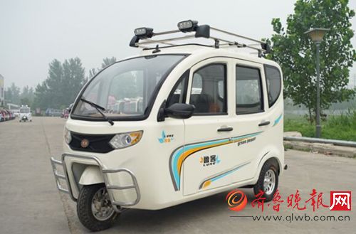 鄭州電動(dòng)車展，魯客篷車現(xiàn)場(chǎng)人氣火爆(圖4)